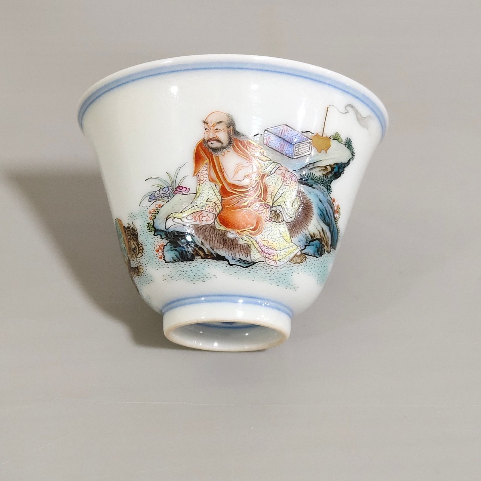 Qing Dynasty Yongzheng character Fu Hu thin tire cup