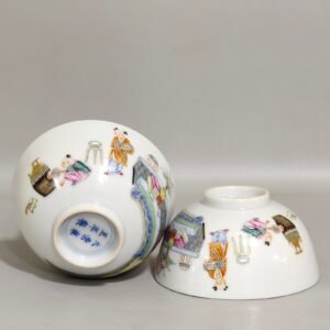 Qing Dynasty Yongzheng character story cup with a secret erotic painting inside