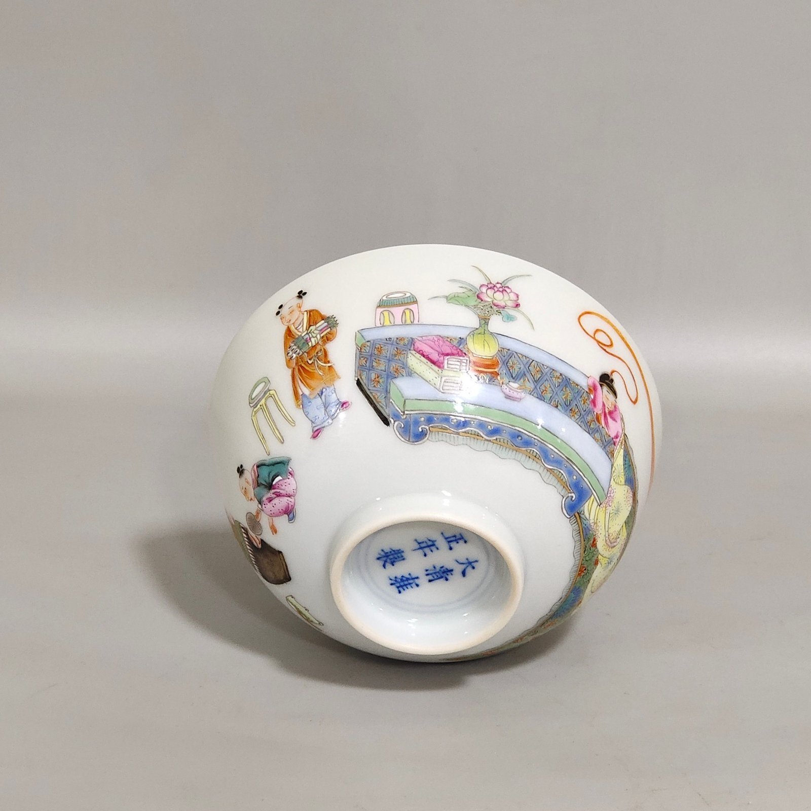 Qing Dynasty Yongzheng character story cup with a secret erotic painting inside