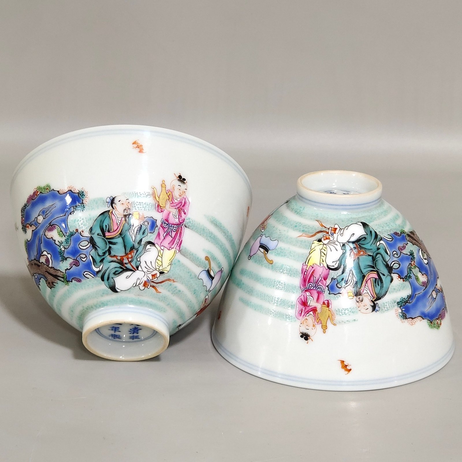 Qing Dynasty Yongzheng character story inside painted cup