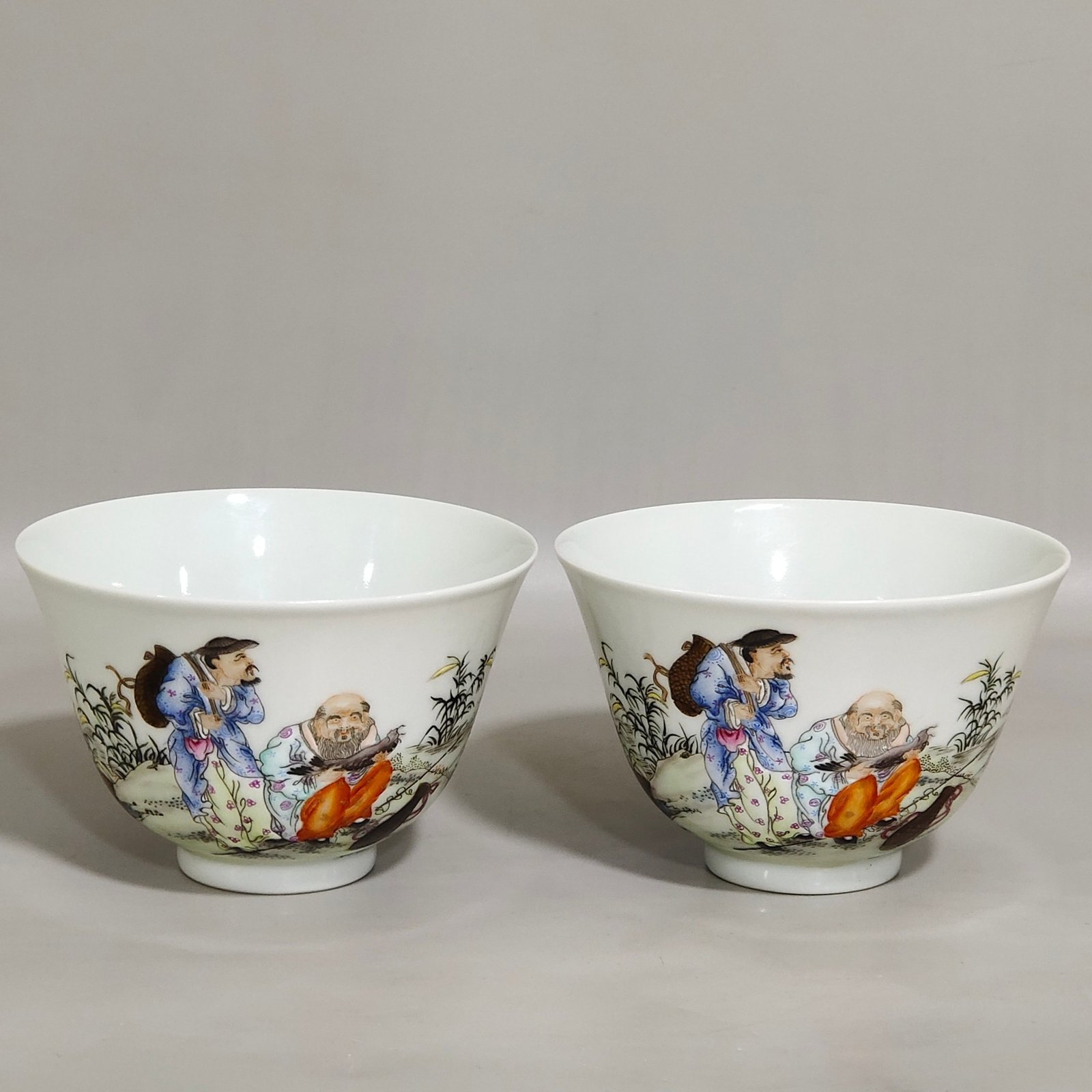 Qing Dynasty Yongzheng character story fishing picture inscribed poem cup