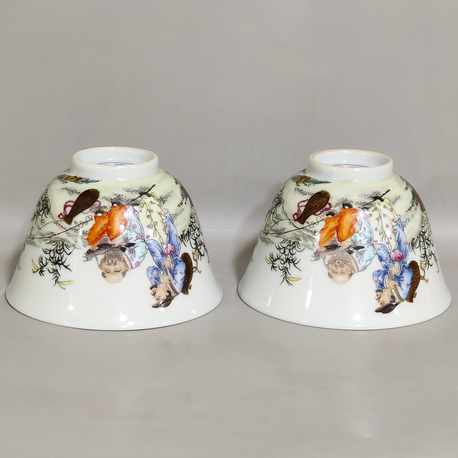 Qing Dynasty Yongzheng character story fishing picture inscribed poem cup