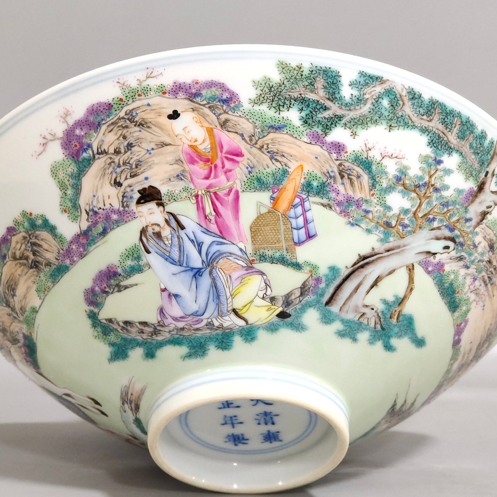 Qing Dynasty Yongzheng character story bamboo hat bowl
