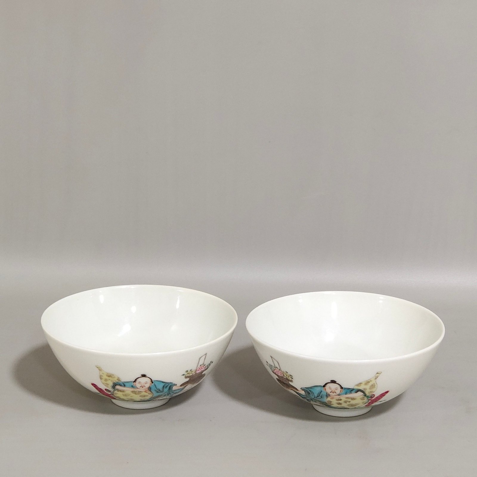 Qing Dynasty Yongzheng character story cup