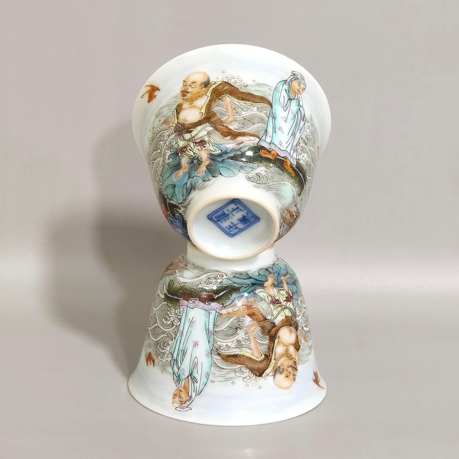 Qing Dynasty Yongzheng character story cup