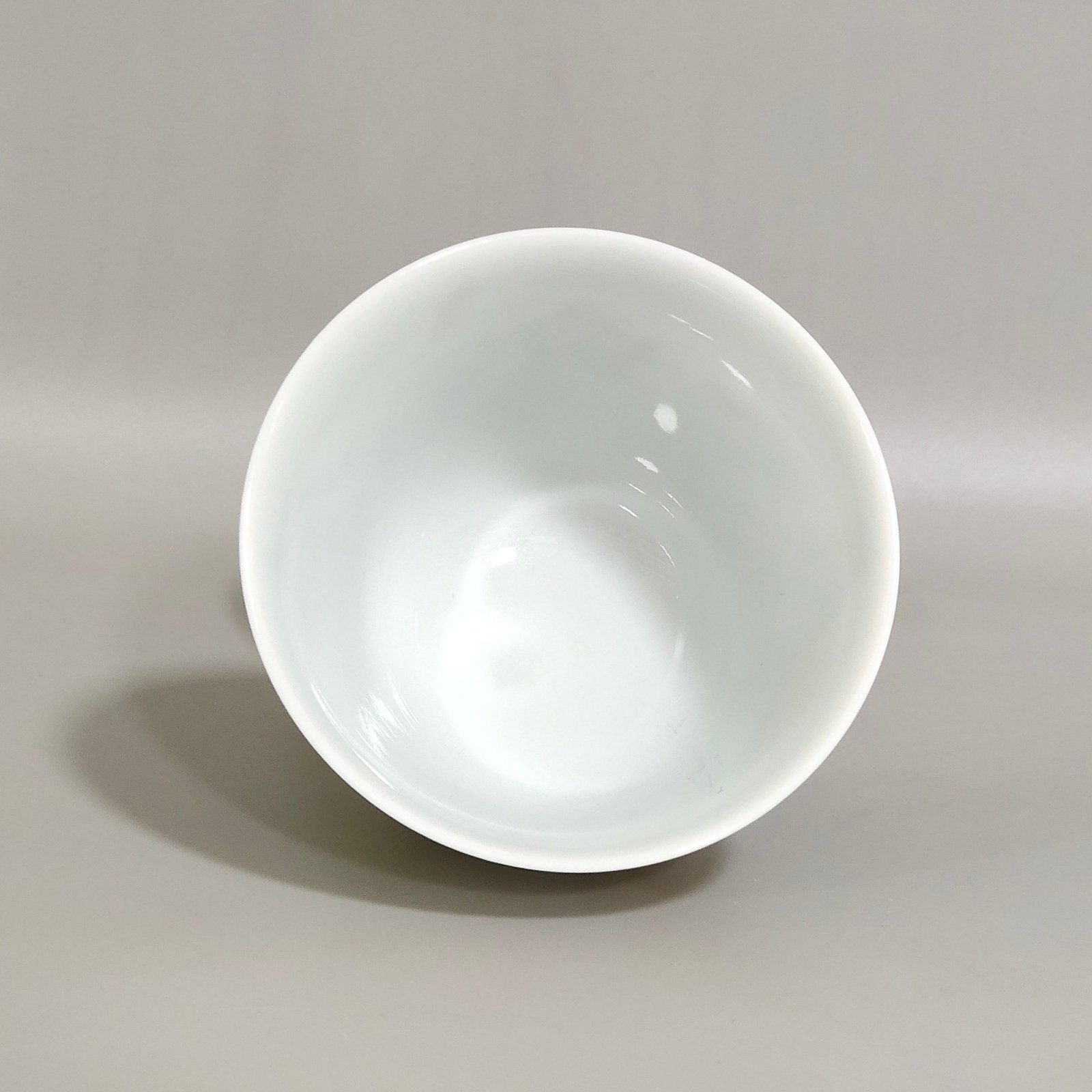 Qing Dynasty Yongzheng character story cup