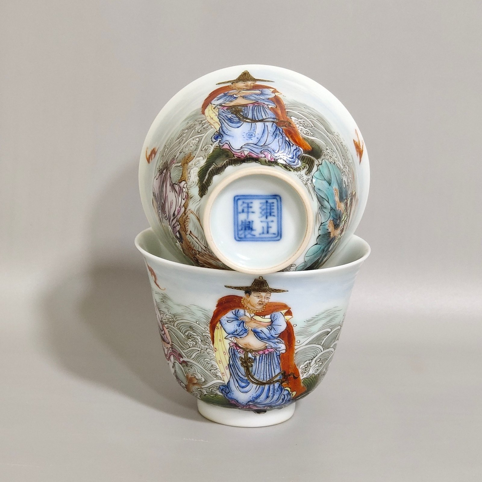 Qing Dynasty Yongzheng character story cup