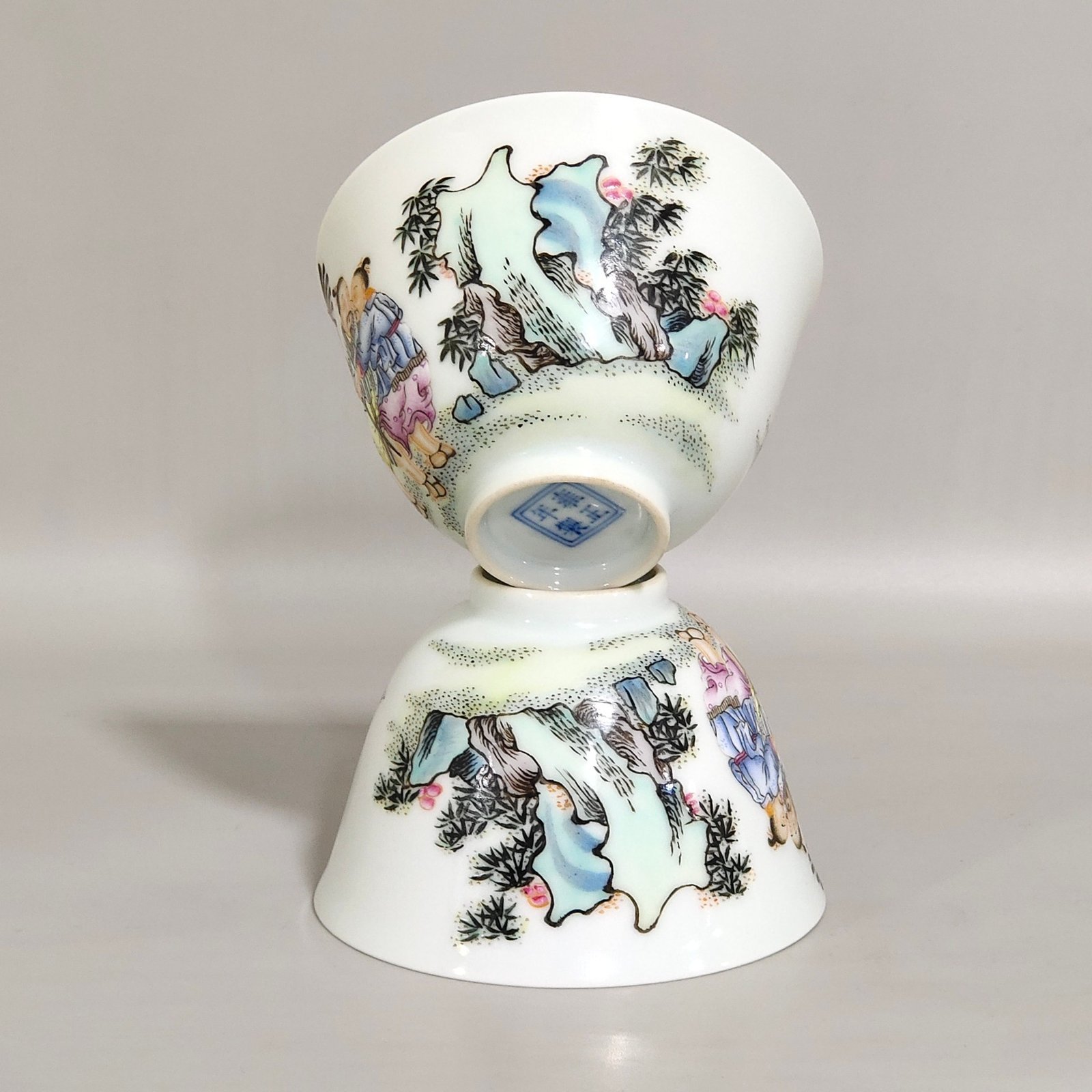 Qing Dynasty Yongzheng character story cup