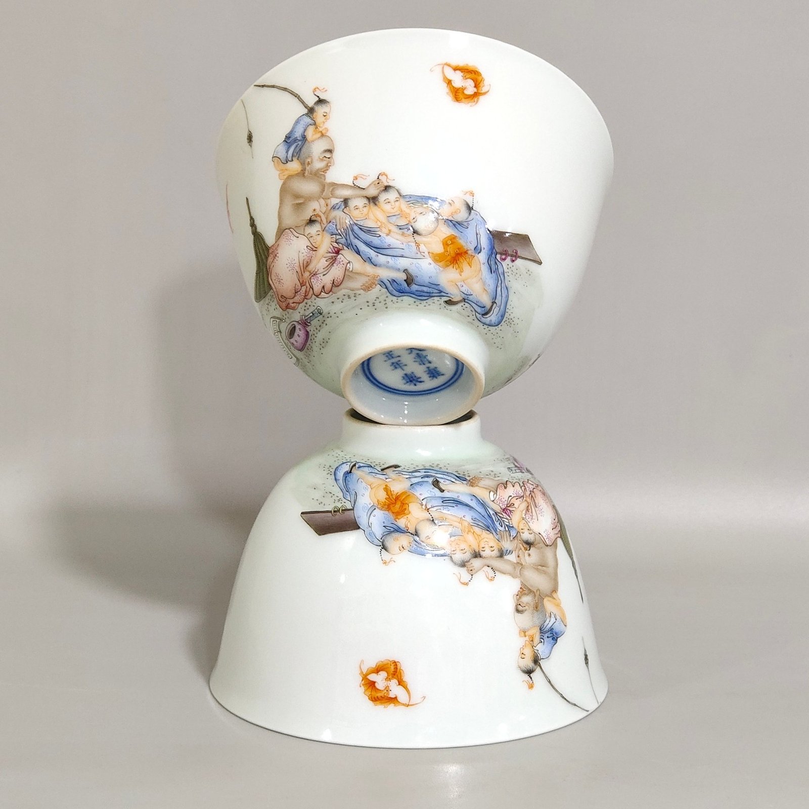 Qing Dynasty Yongzheng character story cup