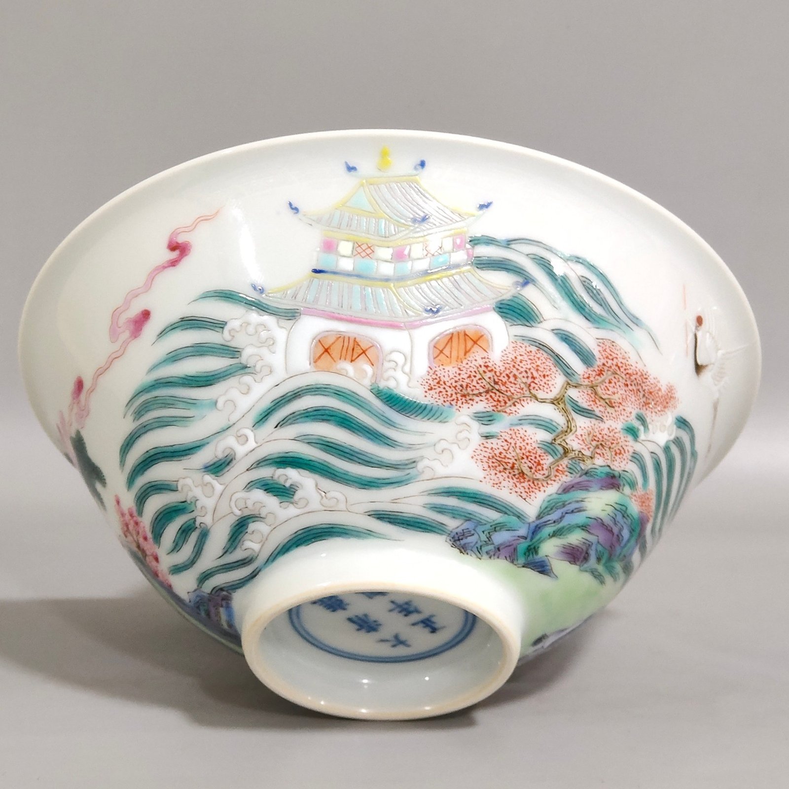 Qing Dynasty Yongzheng character story Haiwu Tianshou bamboo hat bowl