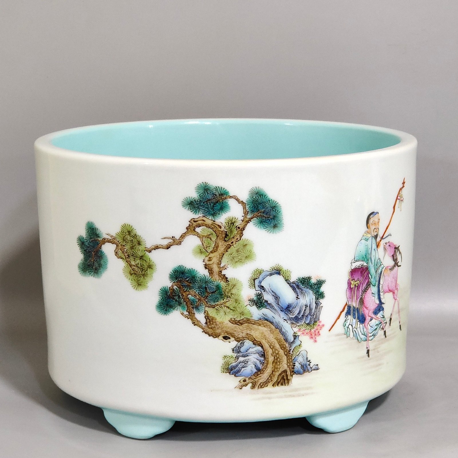 Qing Dynasty Yongzheng character story blessing is before your eyes pen holder