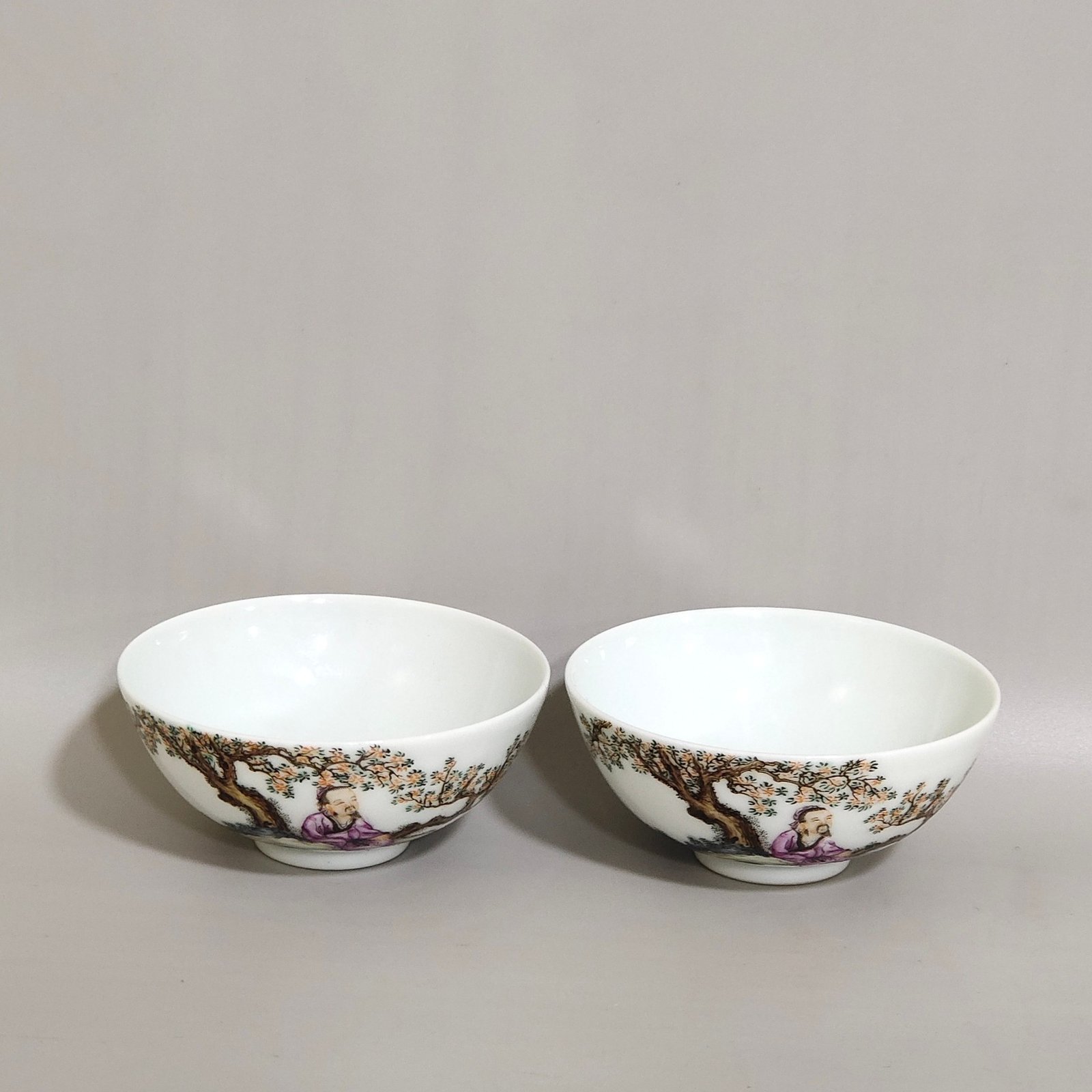 Qing Dynasty Yongzheng character story tea round Bowl