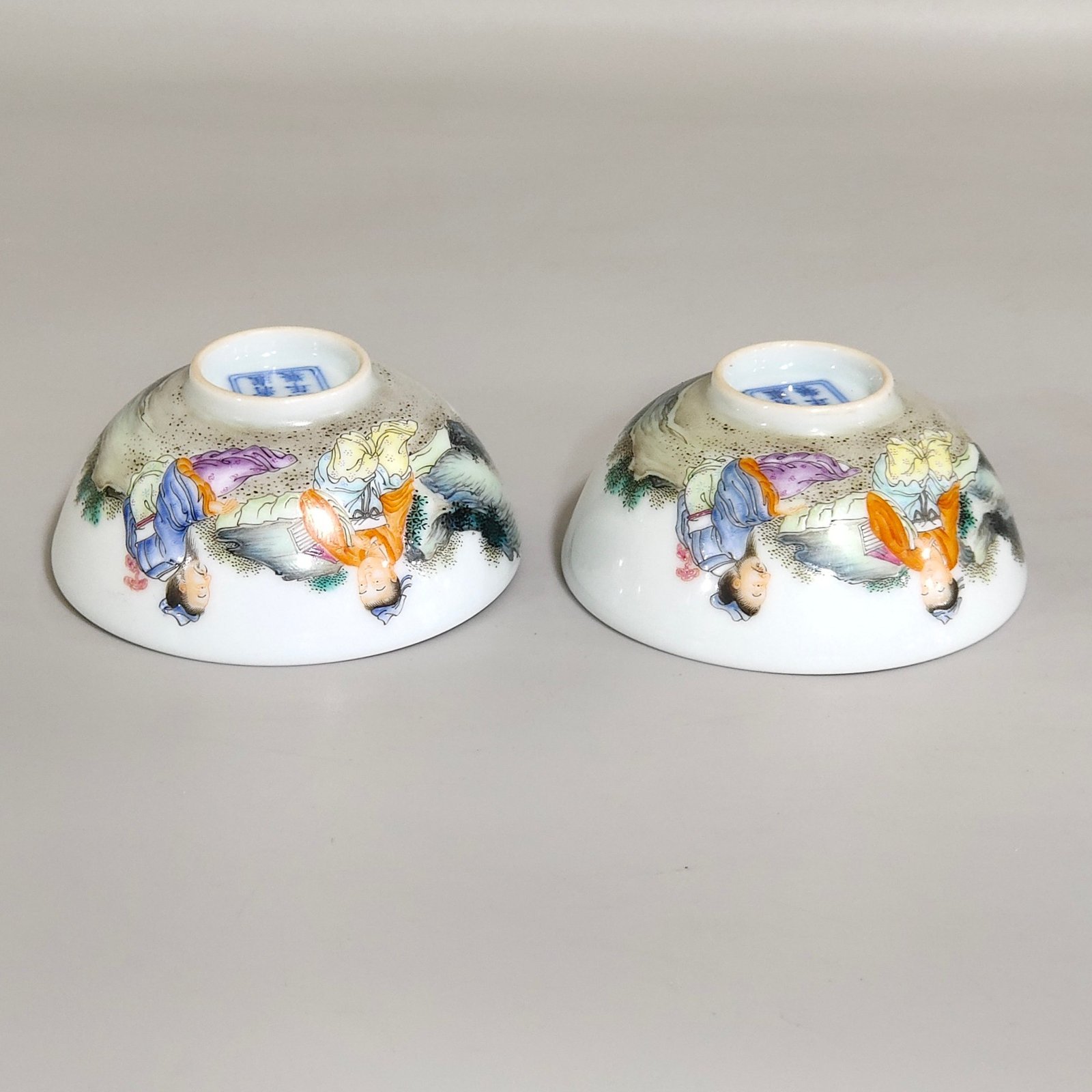 Qing Dynasty Yongzheng character story tea round Bowl