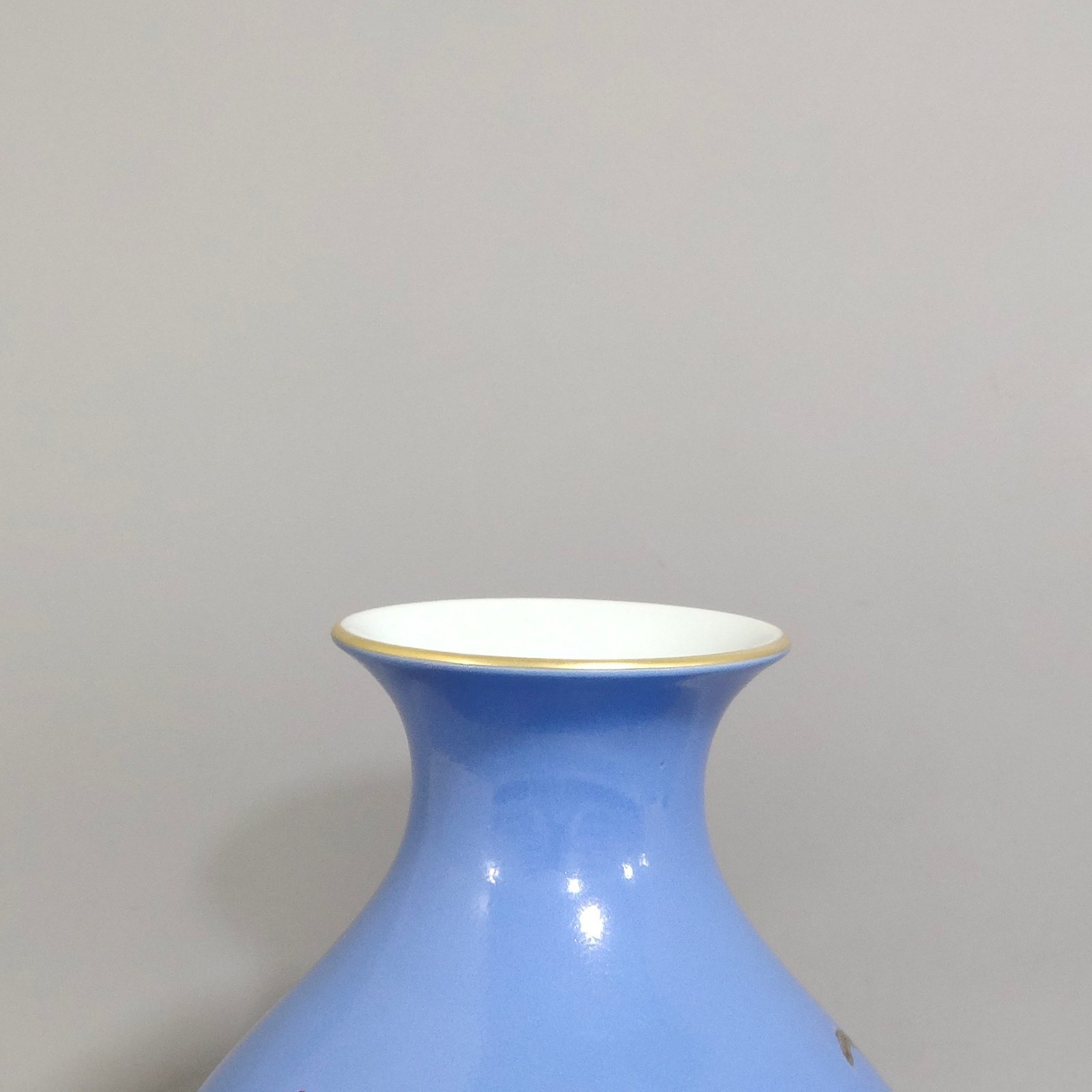 Qing Dynasty Yongzheng character story Drunken Immortal fish vase