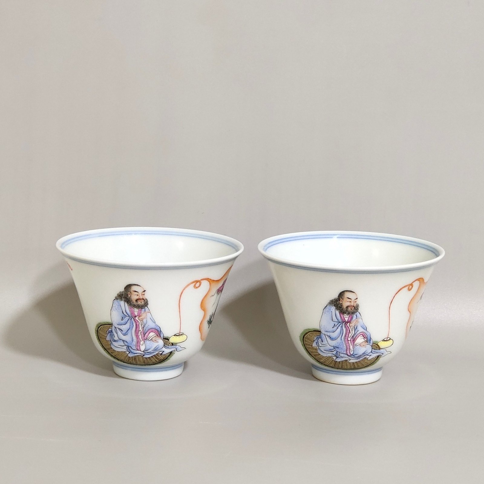Qing Dynasty Yongzheng character’s story of subduing the dragon cup