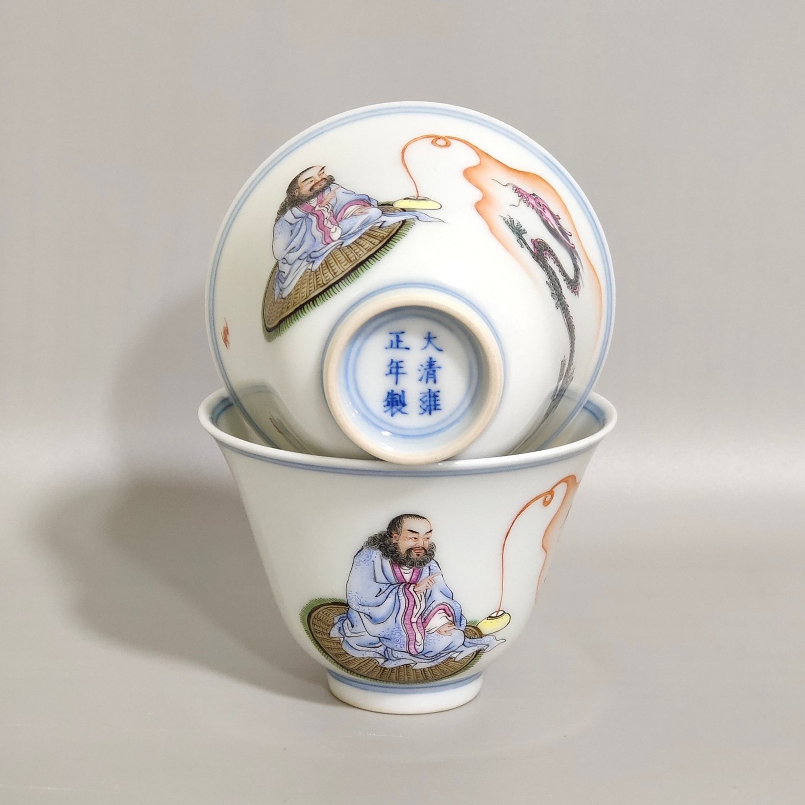Qing Dynasty Yongzheng character’s story of subduing the dragon cup