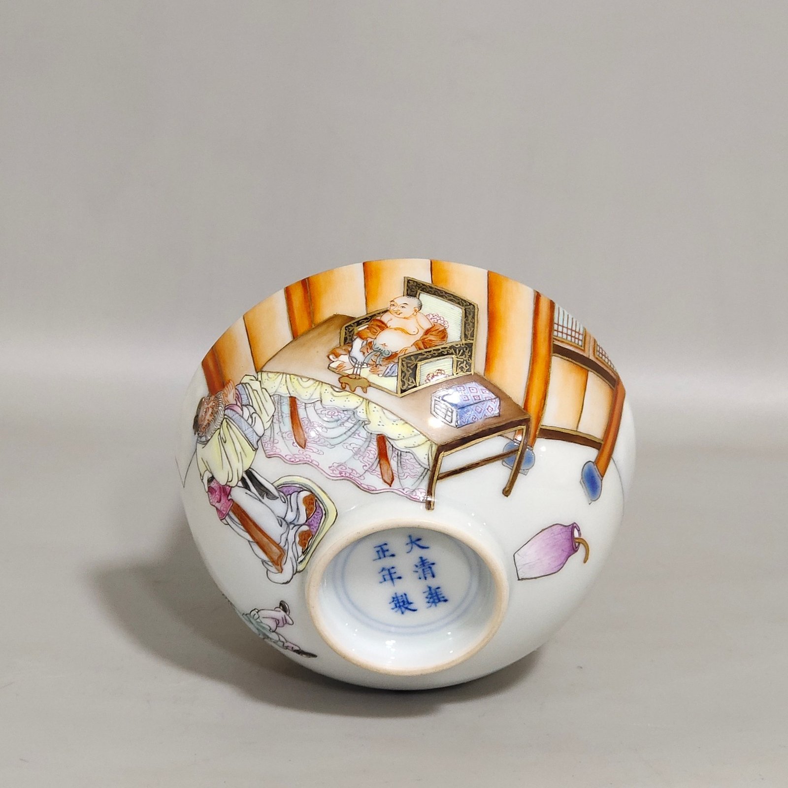 Qing Dynasty Yongzheng character story poem cup