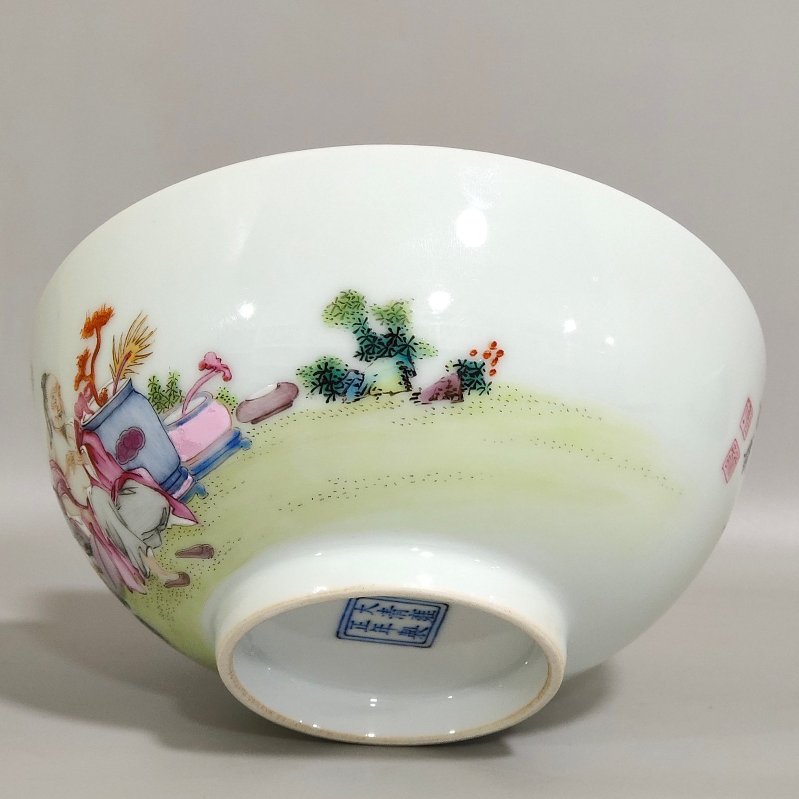 Qing Dynasty Yongzheng character story poem bowl