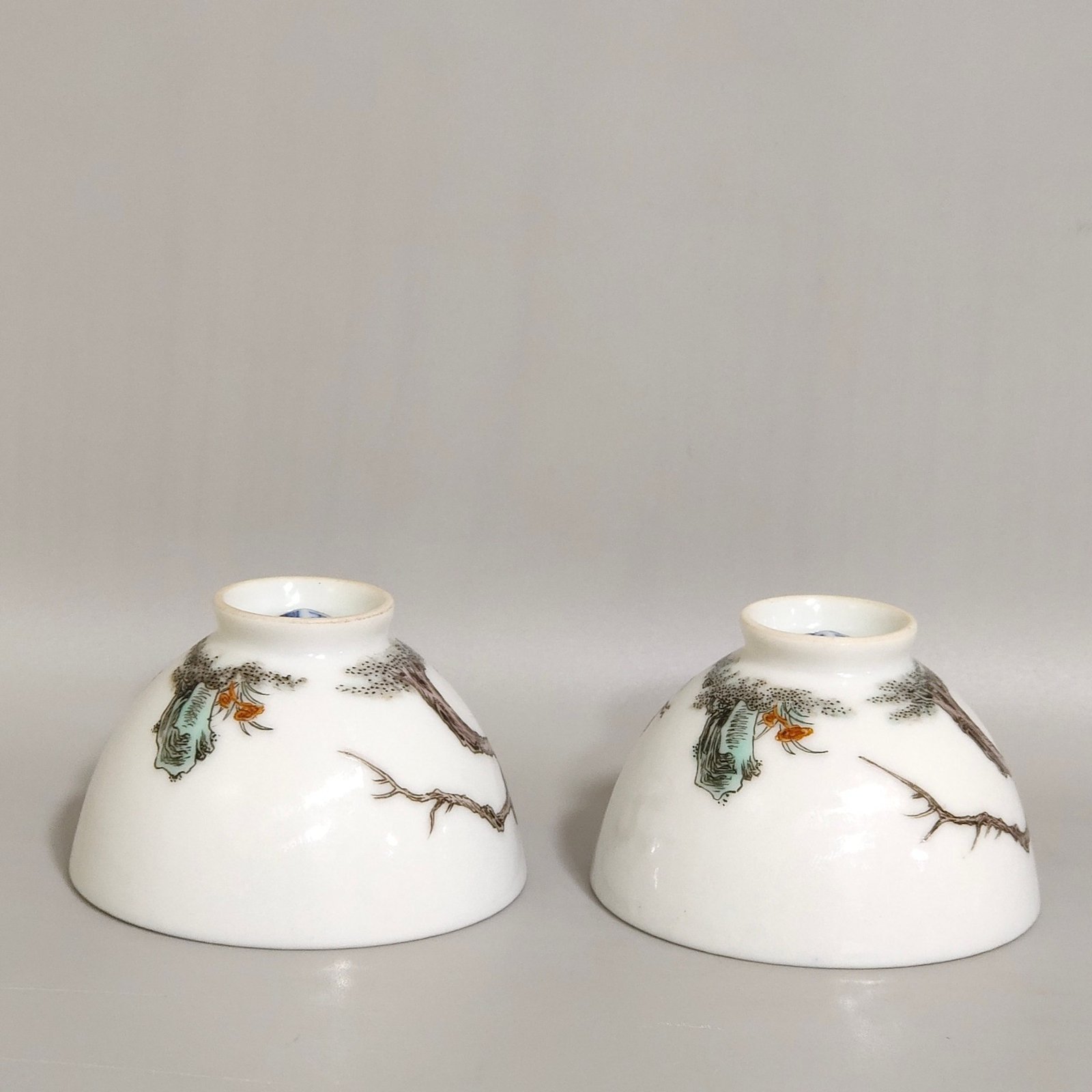 Qing Dynasty Yongzheng character story chicken heart cup