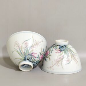 Qing Dynasty Yongzheng orchid painted chicken heart cup