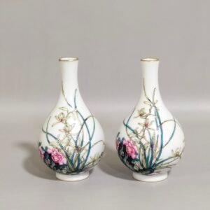 Qing Dynasty Yongzheng Famille Rose orchid vase