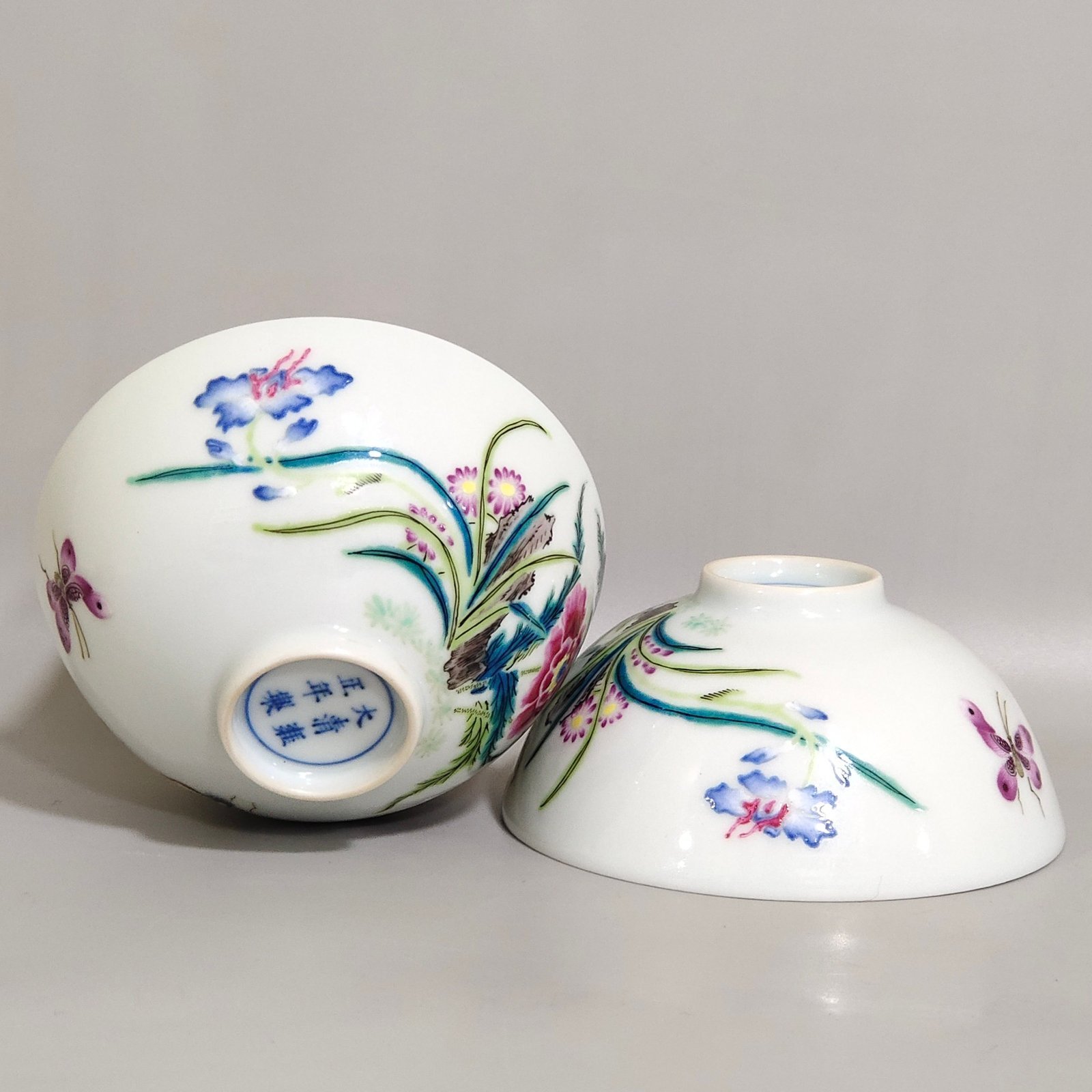 Qing Dynasty Yongzheng orchid butterfly tea round