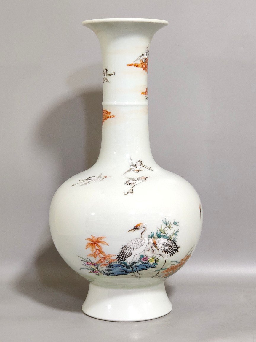 Qing Dynasty Yongzheng 18th Bachelor’s flask