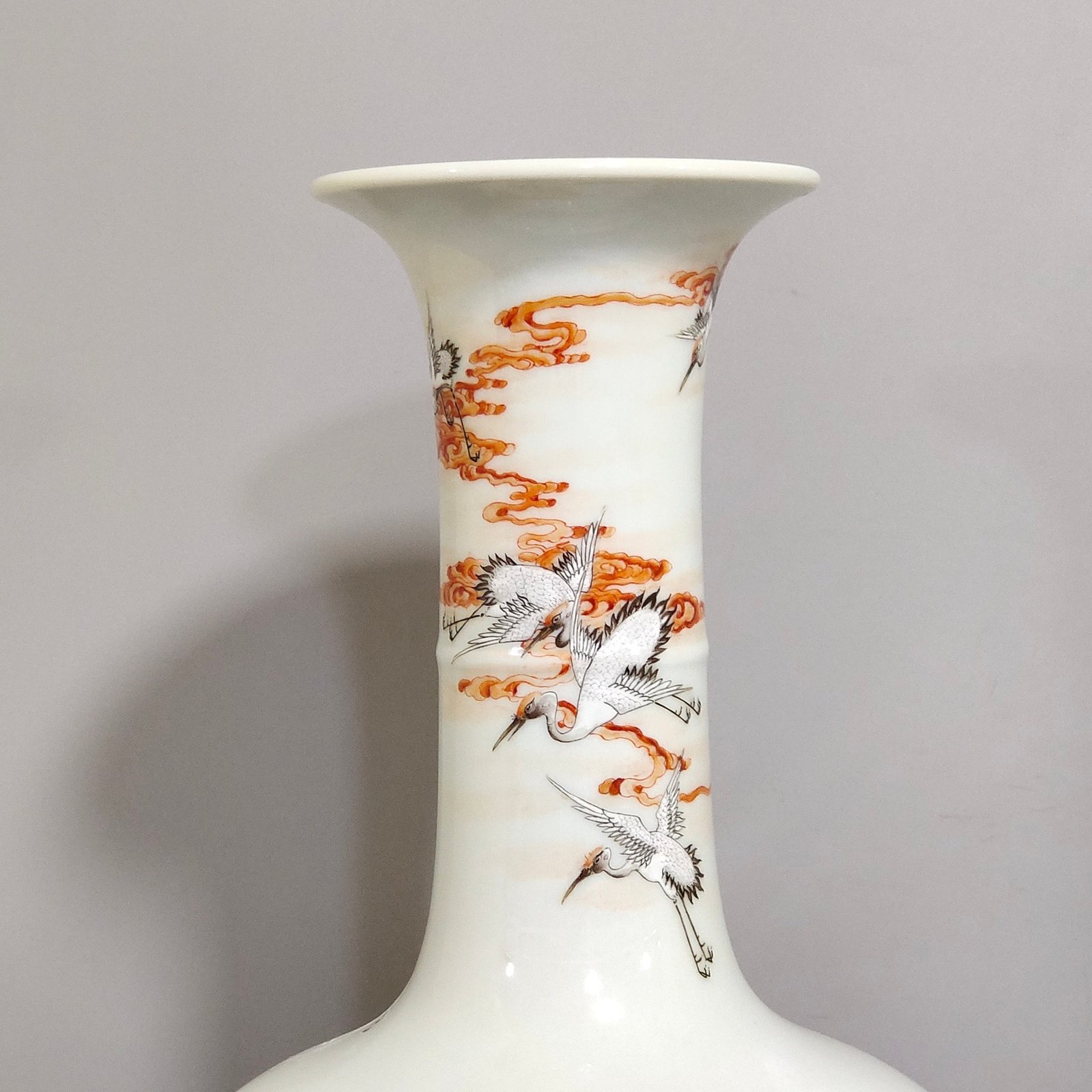 Qing Dynasty Yongzheng 18th Bachelor’s flask