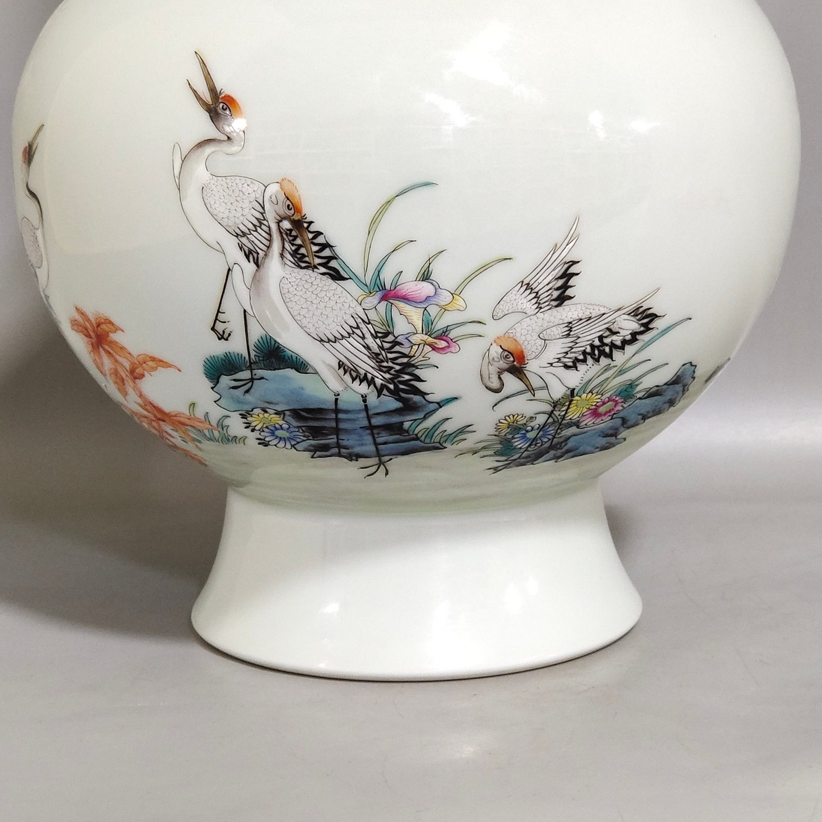 Qing Dynasty Yongzheng 18th Bachelor’s flask
