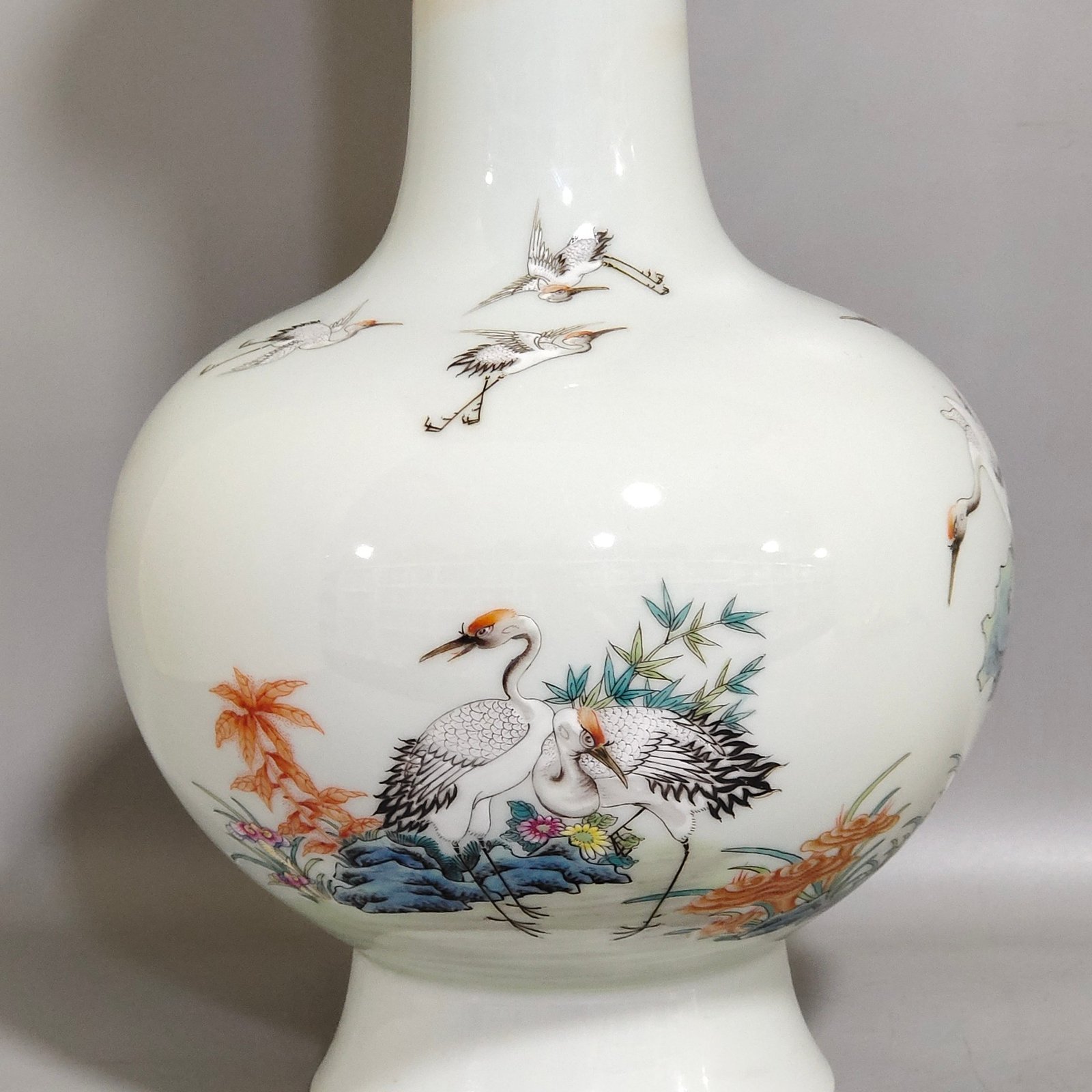 Qing Dynasty Yongzheng 18th Bachelor’s flask