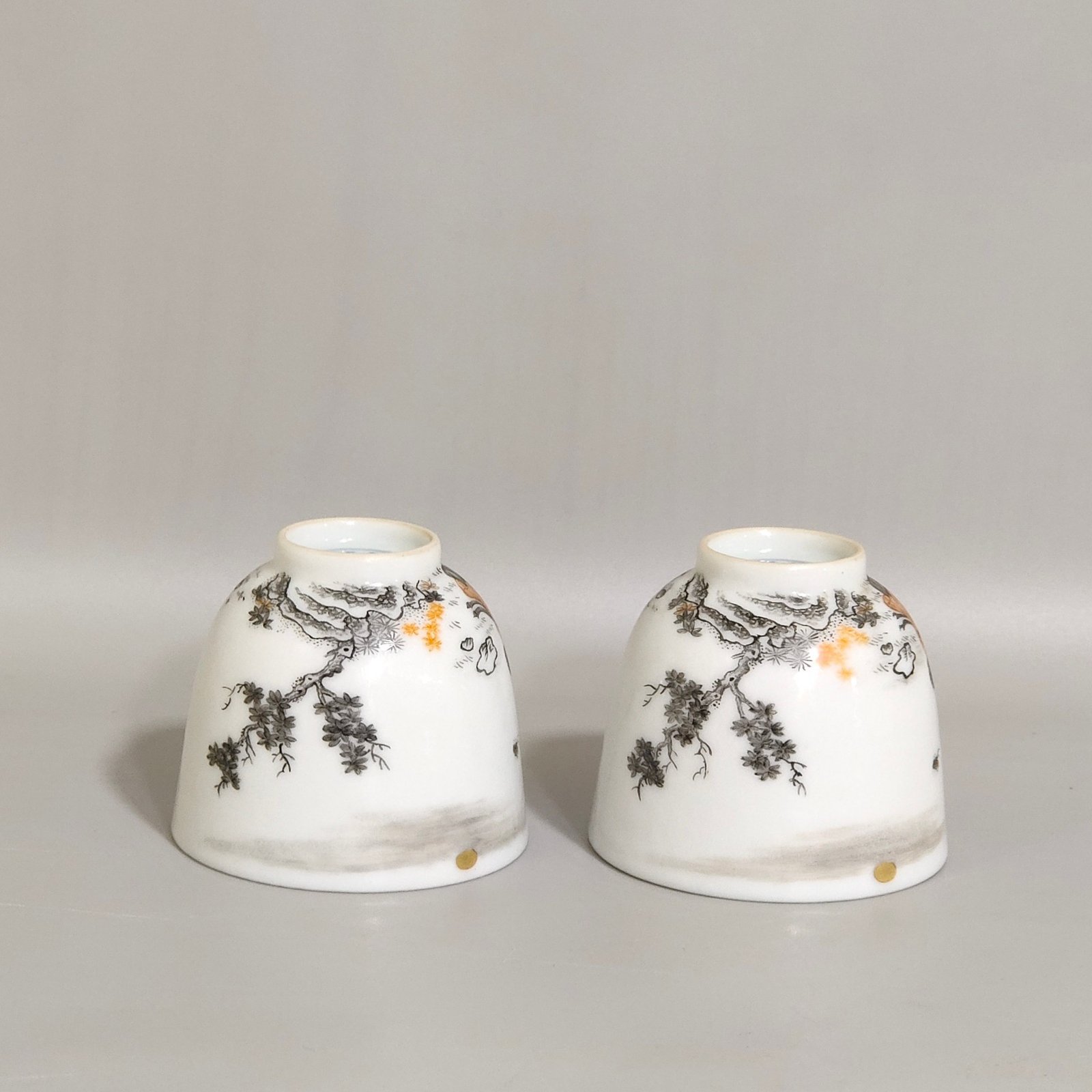 Qing Dynasty Yongzheng ink color character story cup