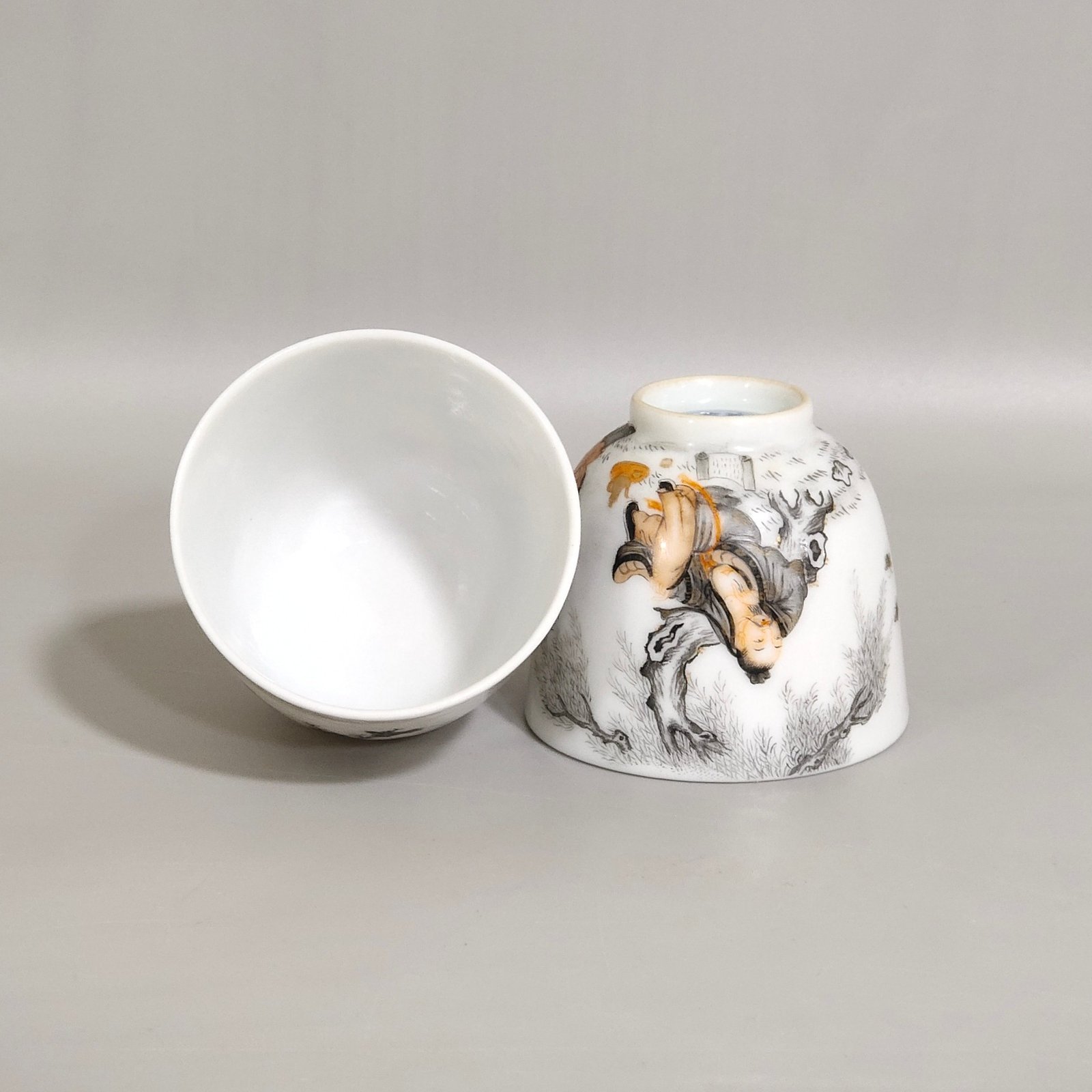 Qing Dynasty Yongzheng ink color character story cup