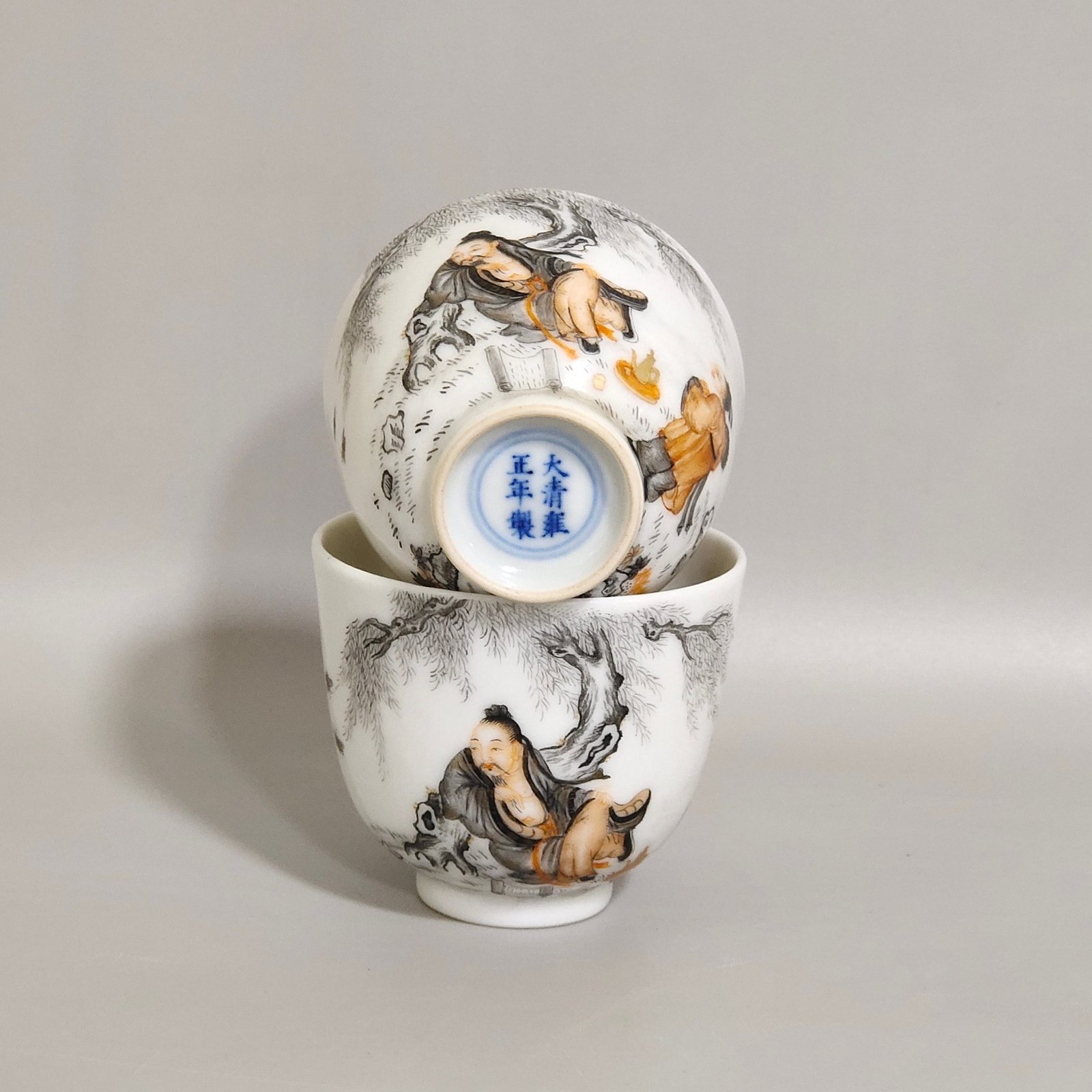 Qing Dynasty Yongzheng ink color character story cup