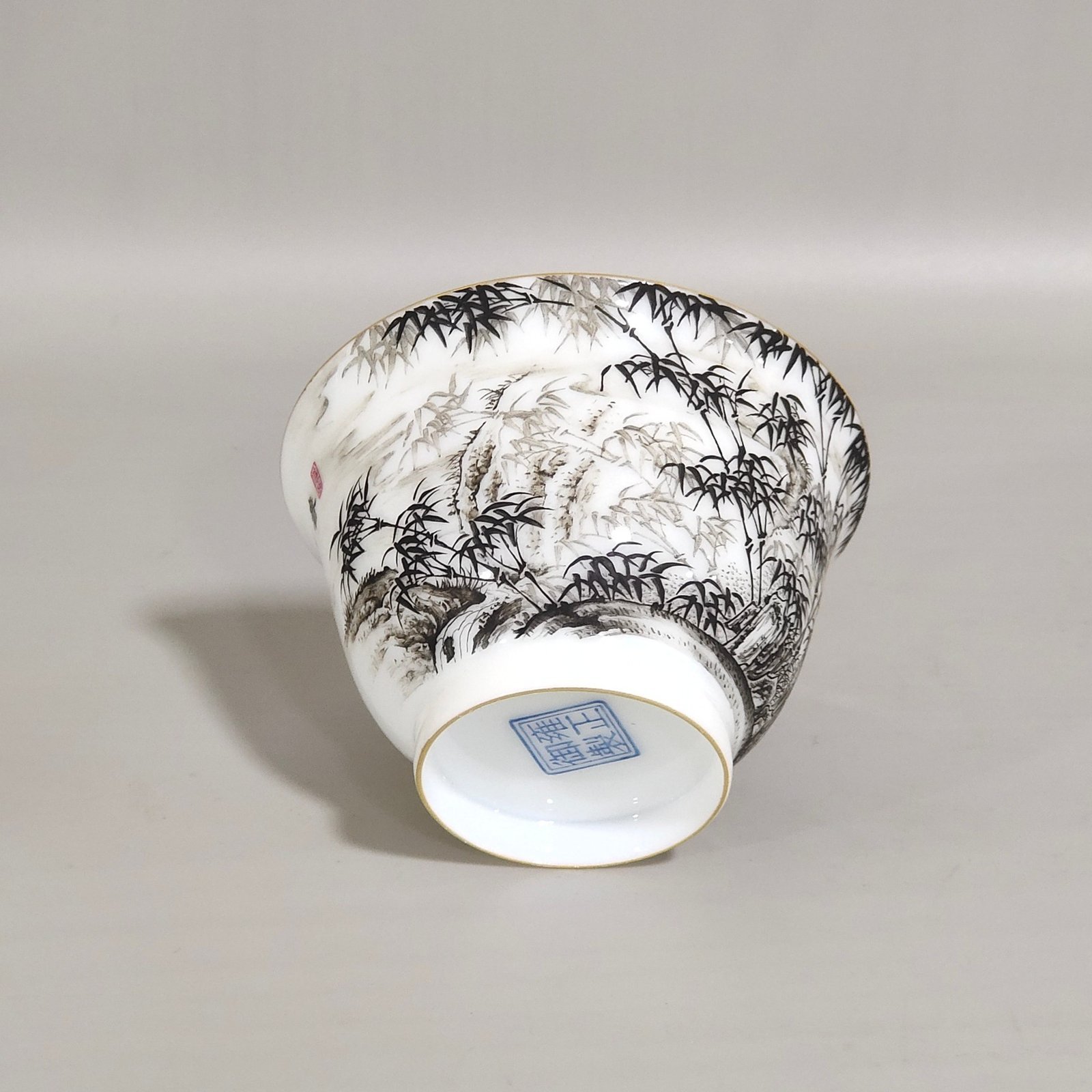 Qing Dynasty Yongzheng ink bamboo cup with dragon pattern hidden inside