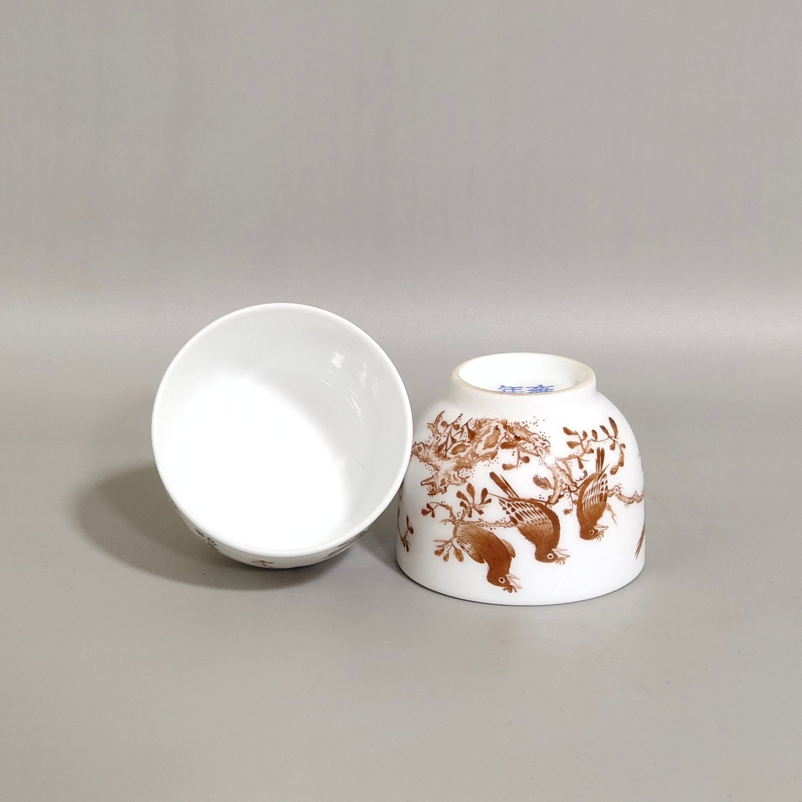 Qing Dynasty Yongzheng ink color flower and bird poem cup