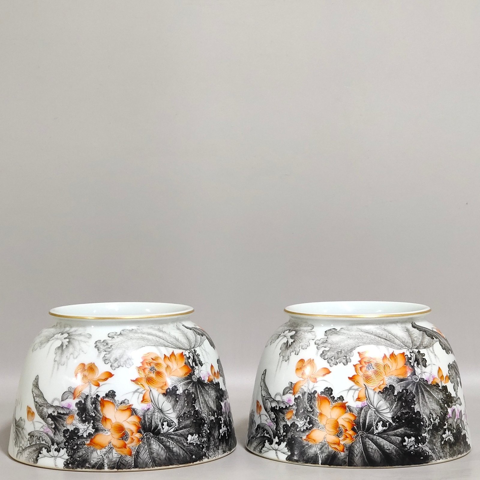 Qing Dynasty Yongzheng ink and color lotus poem water bowl