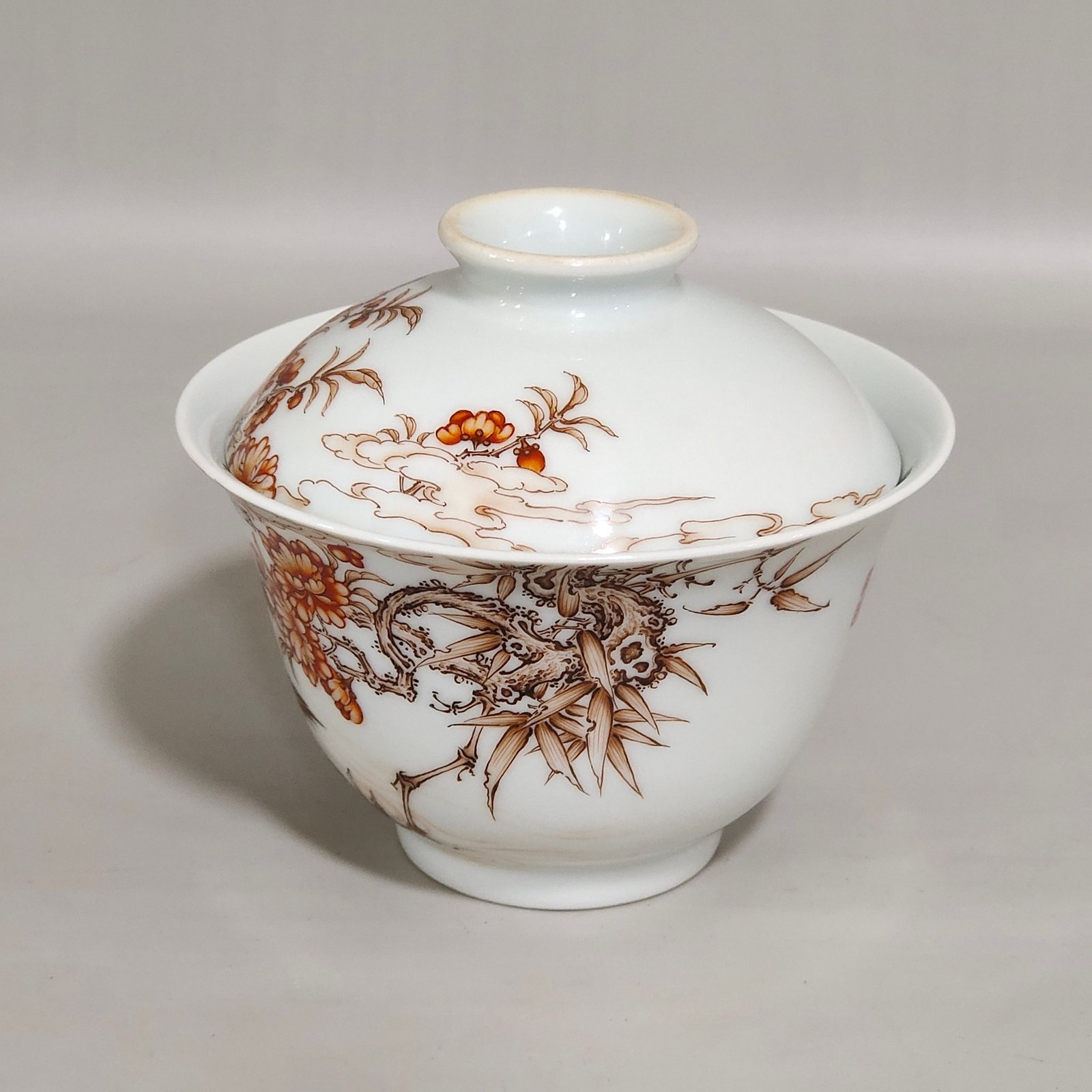 Qing Dynasty Yongzheng ink color wild duck picture and poem covered bowl