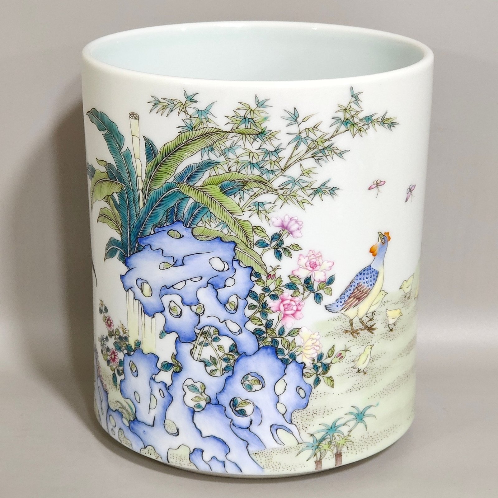 Qing Dynasty Yongzheng family celebration pen holder
