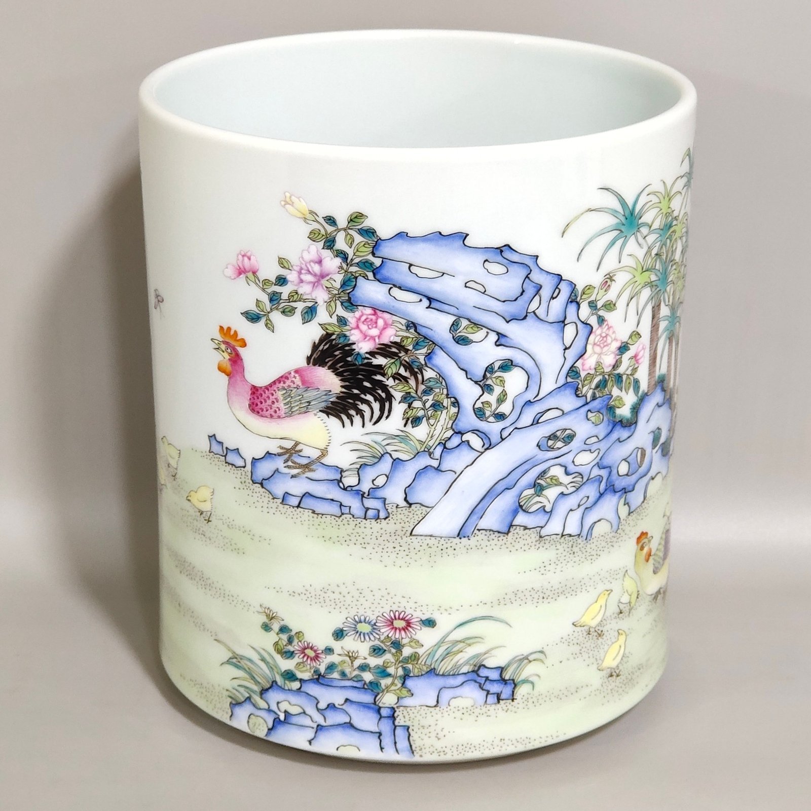Qing Dynasty Yongzheng family celebration pen holder