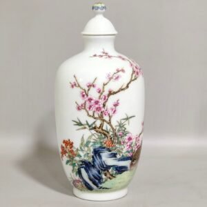 Qing Dynasty Yongzheng Famille Rose Porcelain jar