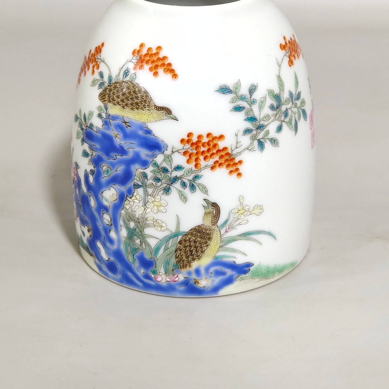 Qing Dynasty Yongzheng A water bowl with poems who lived and worked in peace