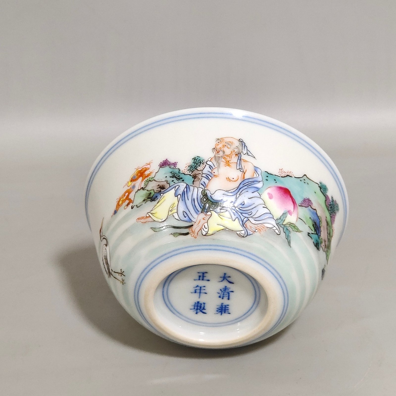 Qing Dynasty Yongzheng longevity star Fushan Shouhai cup