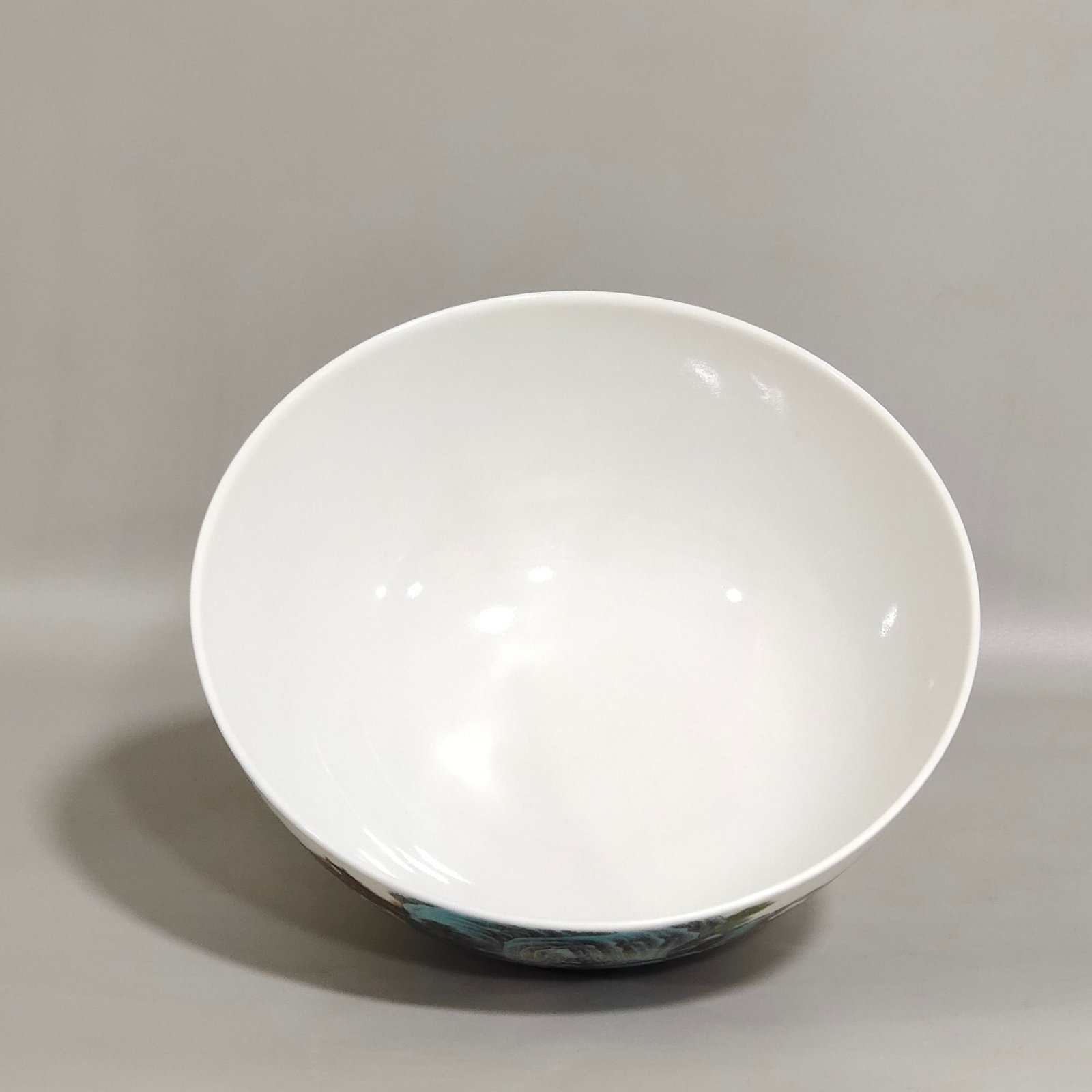 Qing Dynasty Yongzheng Famille Rose landscape bowl