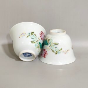 Qing Dynasty Yongzheng Boneless colorful butterfly lotus cup