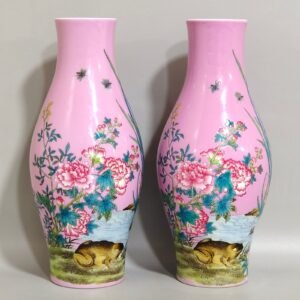 Qing Dynasty Yongzheng A rouge pink olive vase with flowers and poems