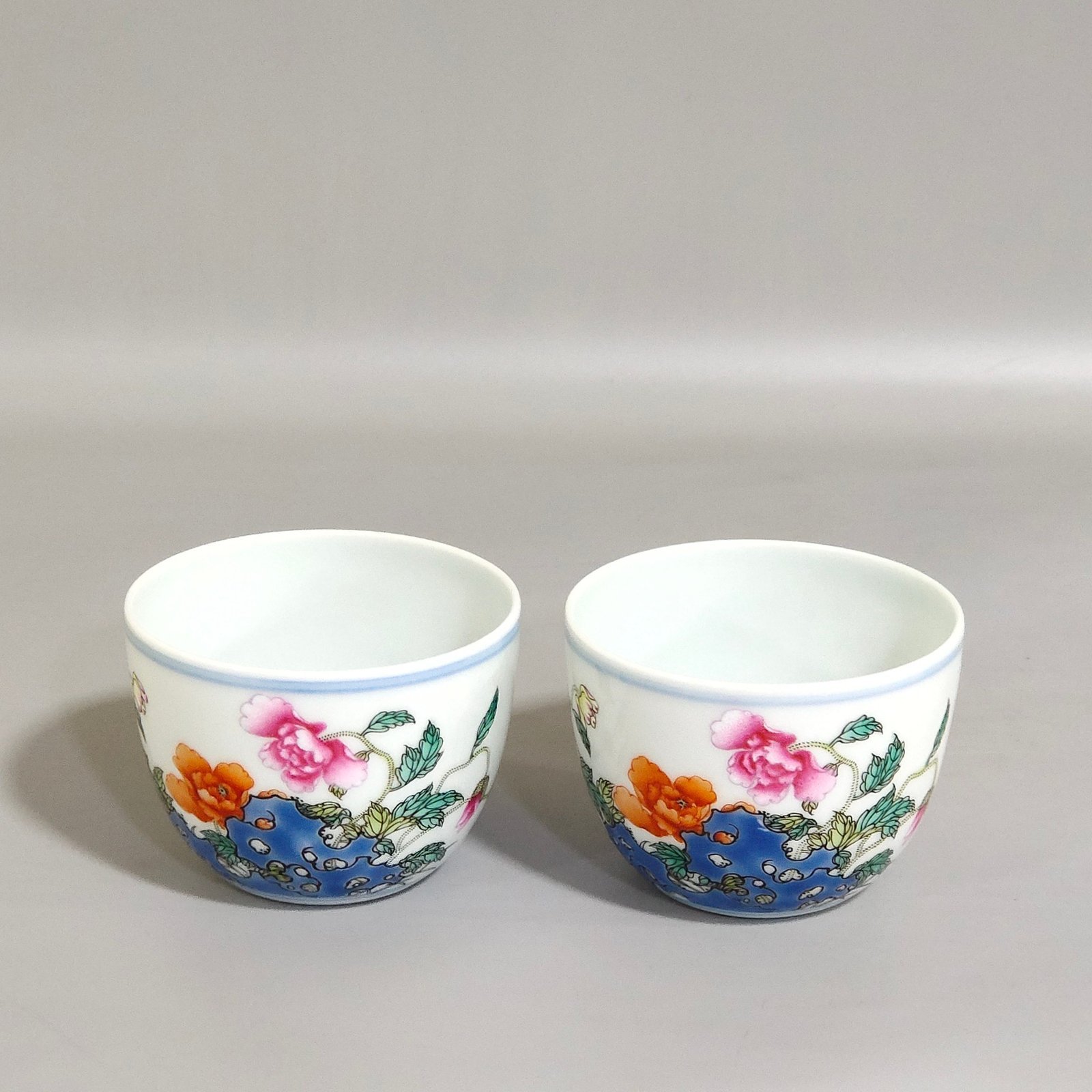 Qing Dynasty Yongzheng A poppy cup inscribed with poems