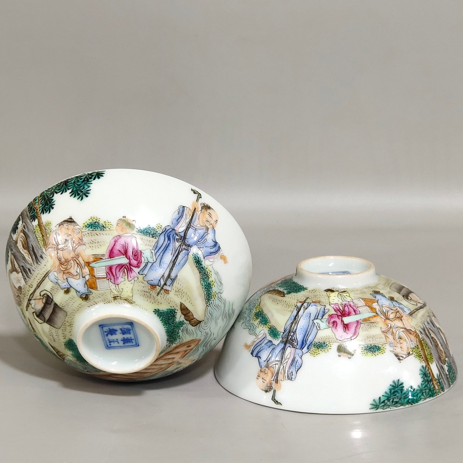 Qing Dynasty Yongzheng Imperial Character Story Cup