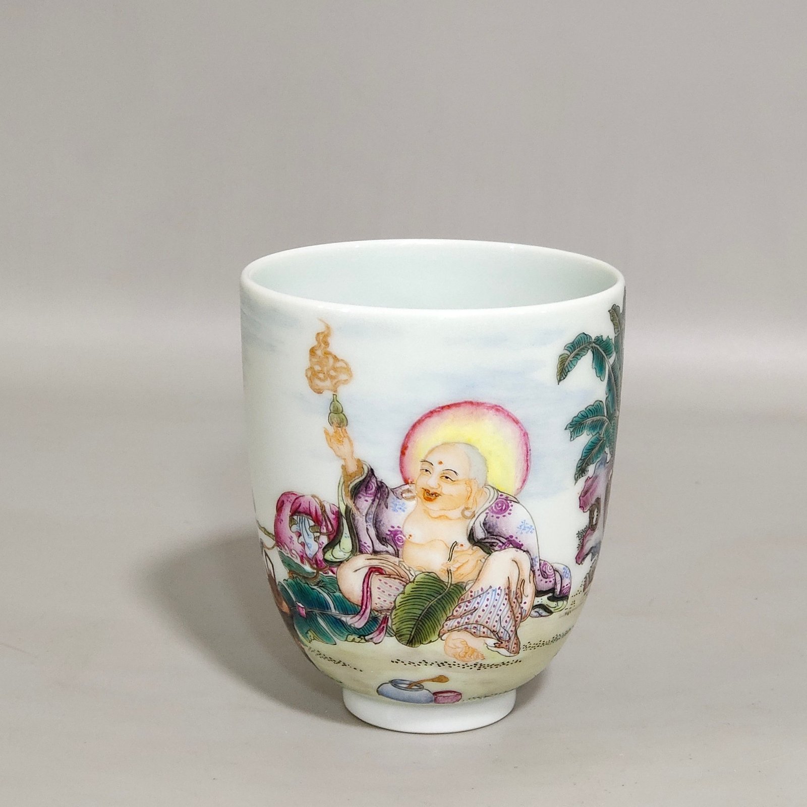 Qing Dynasty Yongzheng incense cup with characters stories and poems