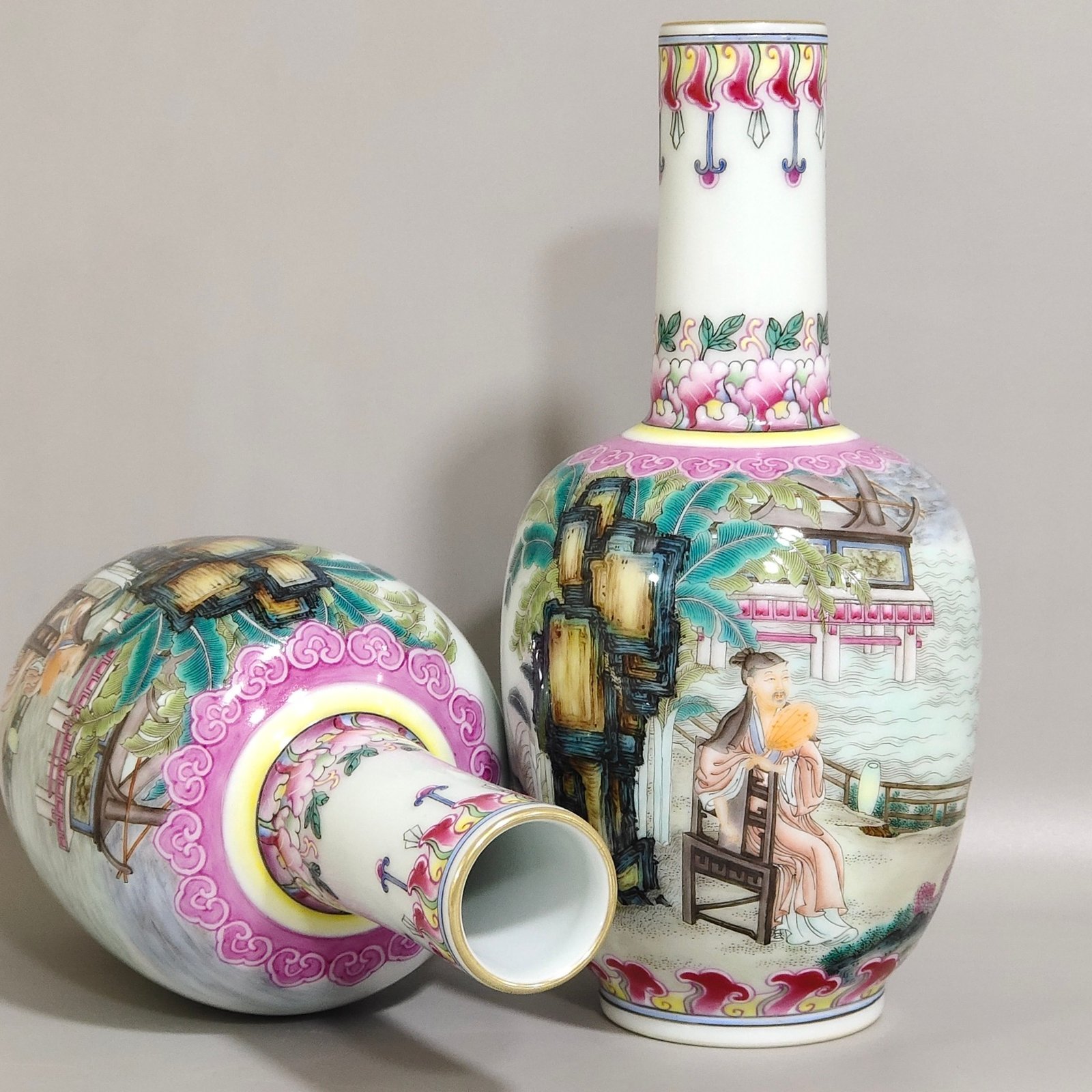 Qing Dynasty Yongzheng imperial portrait vase with poems
