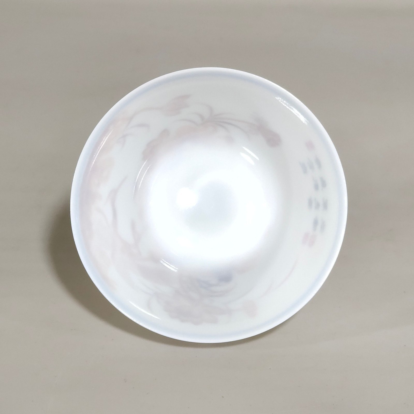 Qing Dynasty Yongzheng’s imperial ink color cup with continuous poems and poems